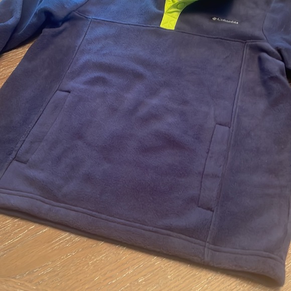 Boys Columbia Fleece Pullover - Picture 5 of 6